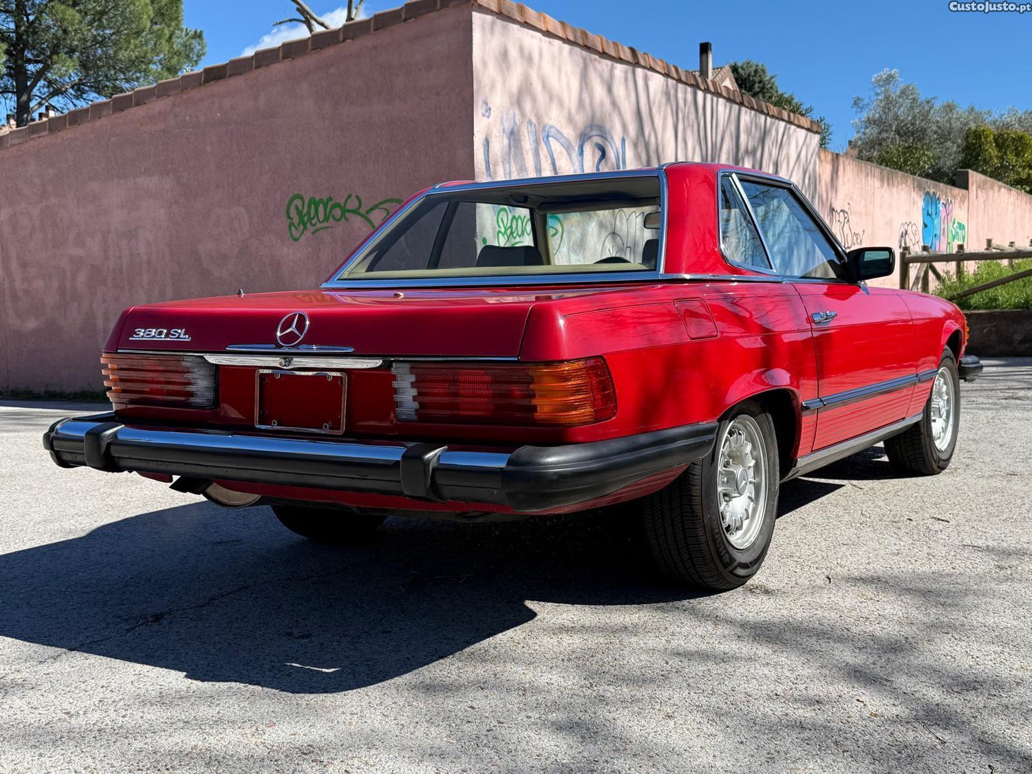 Mercedes-Benz SL 350 SL380 — fotografia 4