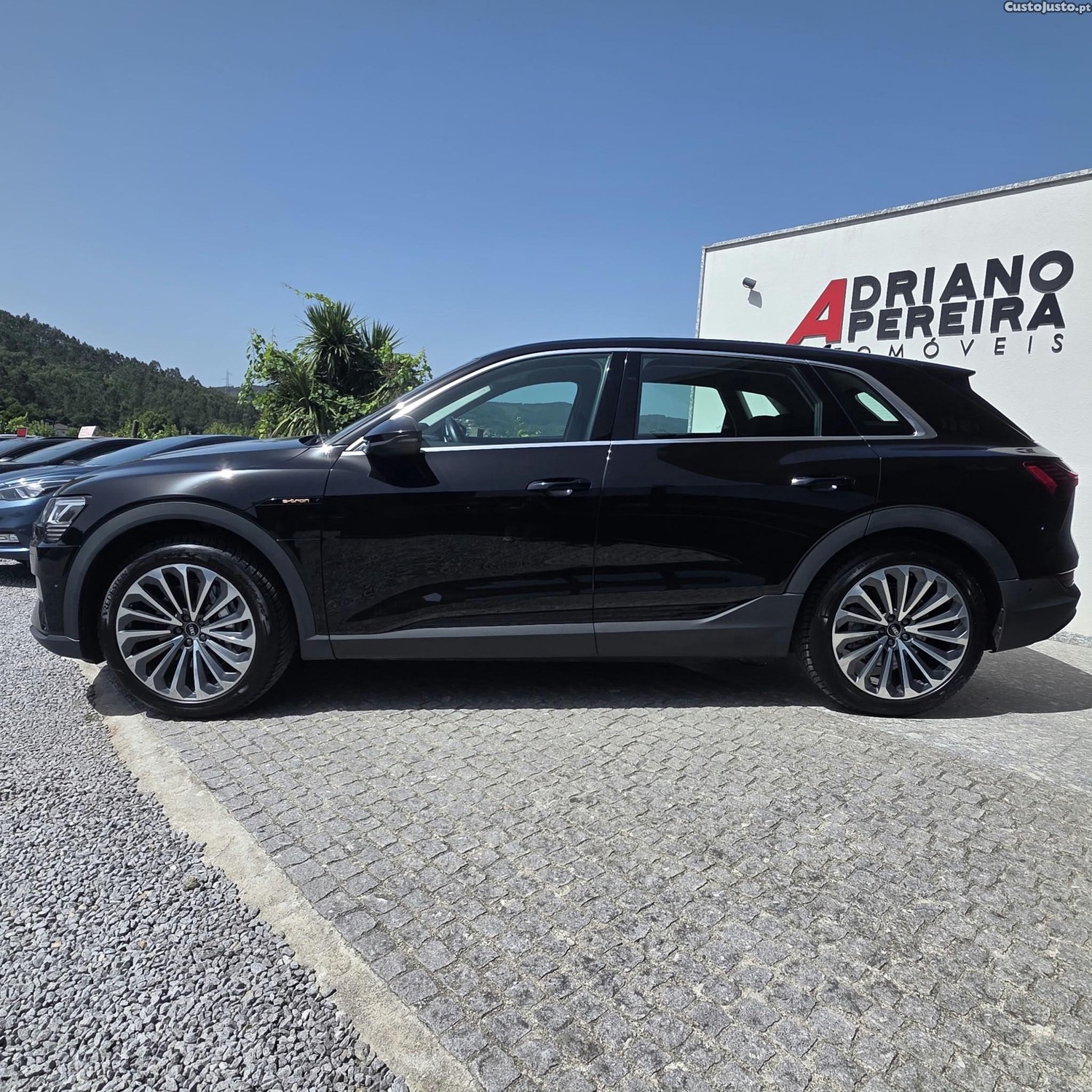 Audi e-tron 50 quattro Advanced — fotografia 15