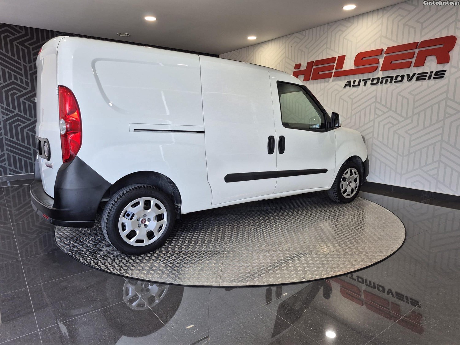 Fiat Doblo Maxi Longa 1.3Multijet 3Lugares — fotografia 5