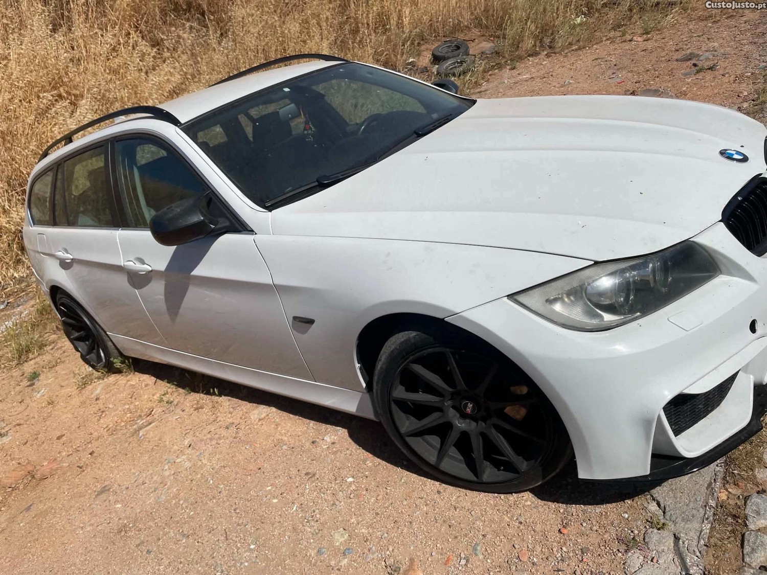 BMW 330 E90 — fotografia 3
