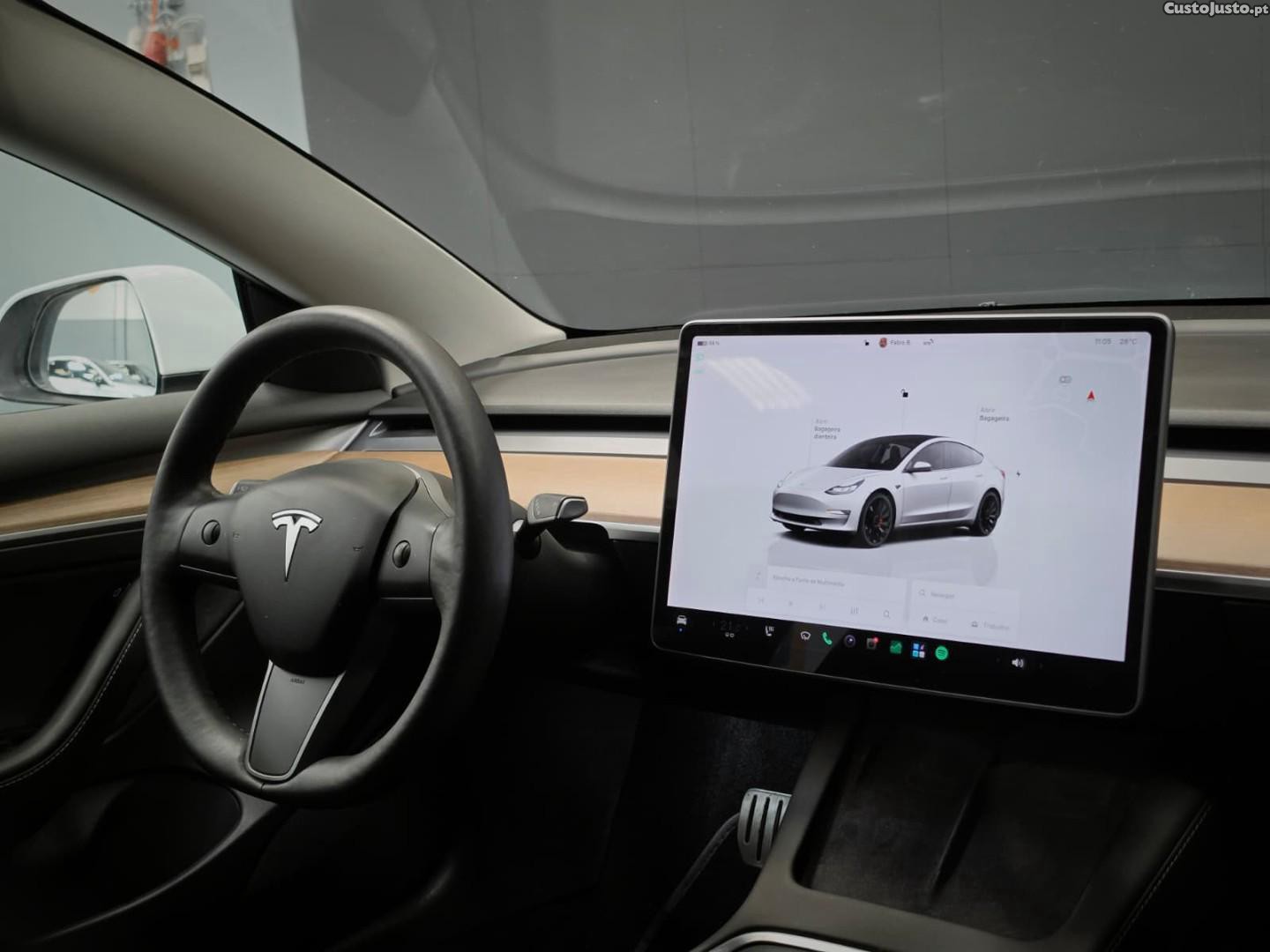 Tesla Model 3 Long Range AWD Dual Motor Performance — fotografia 6