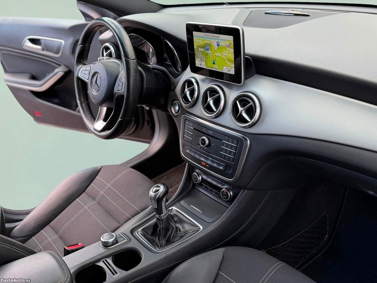 Mercedes-Benz CLA 200 CDi — fotografia 6