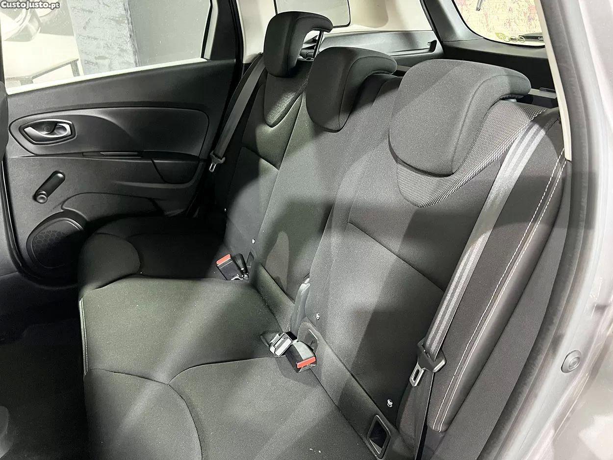 Renault Clio 1.5 dCi Confort 82g — fotografia 2