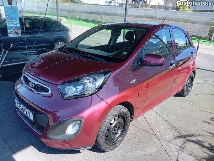 Kia Picanto 1.0 Gasolina — fotografia 11