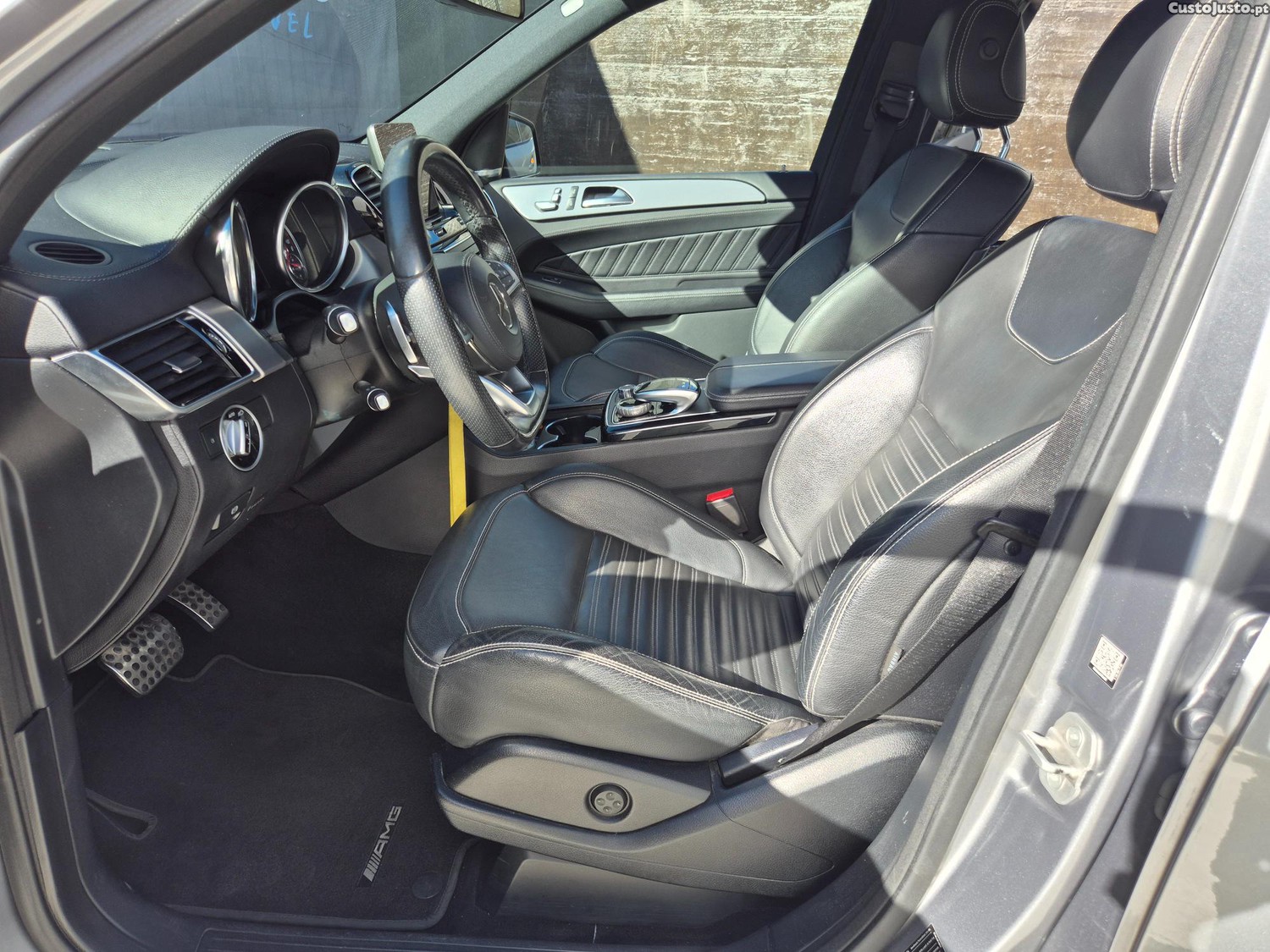 Mercedes-Benz GLS 350 350 D 4Matic — fotografia 2