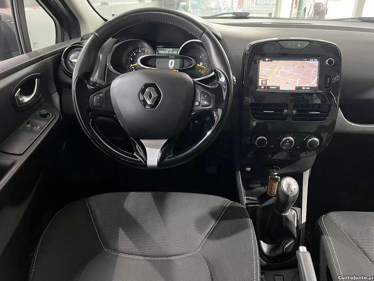 Renault Clio 1.5 dCi Confort 82g — fotografia 12