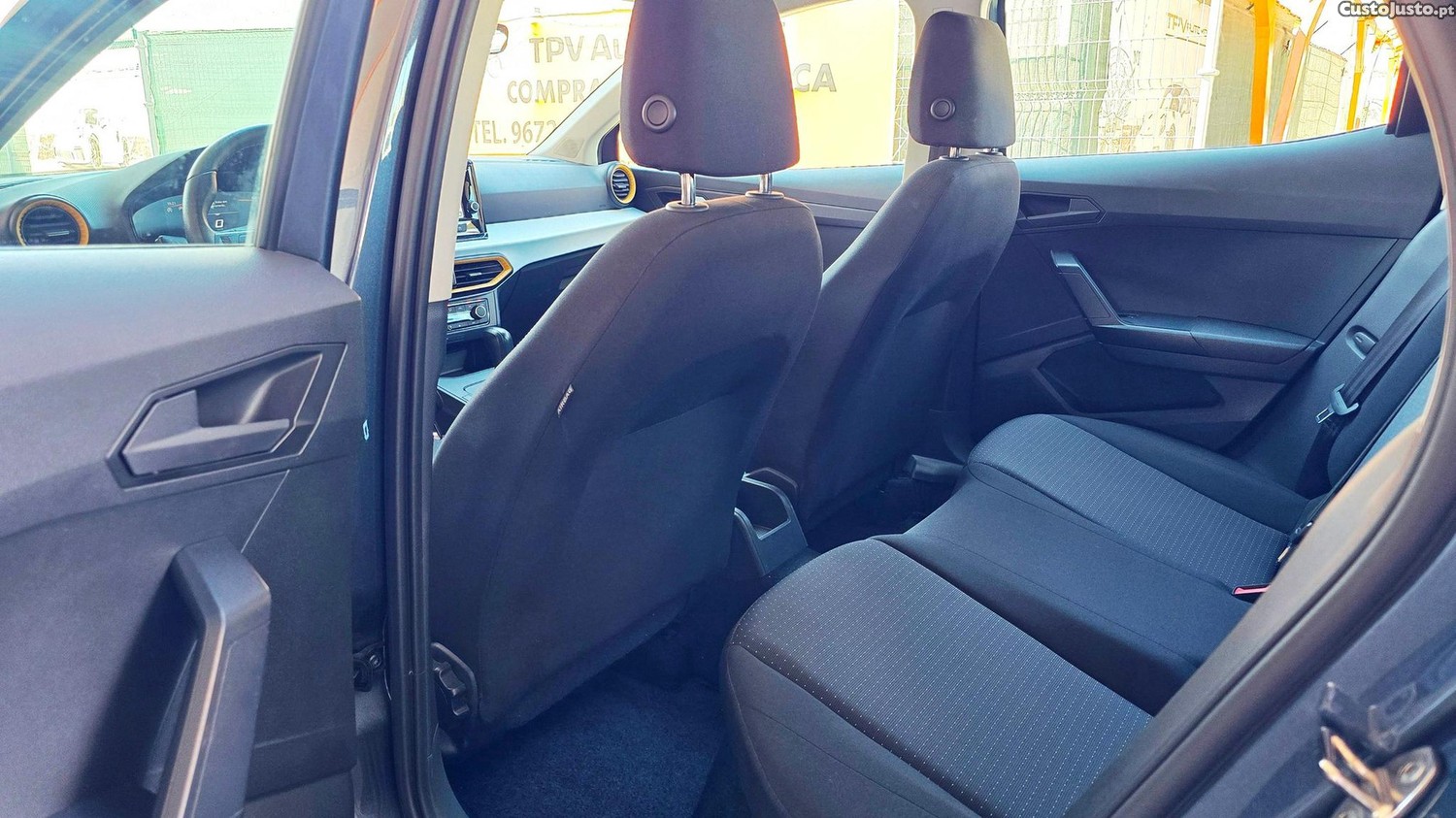 SEAT Ibiza 1.0 TSI Style DSG — fotografia 16