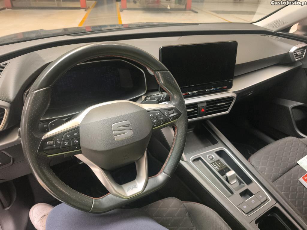 SEAT Leon ST 2.0 TDI FR DSG 150cv — fotografia 15