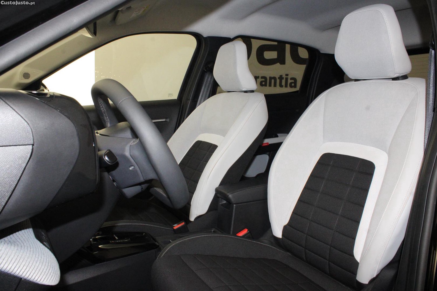 Citroën e-C3 MAX 44.0Kwh (AUTO) — fotografia 3
