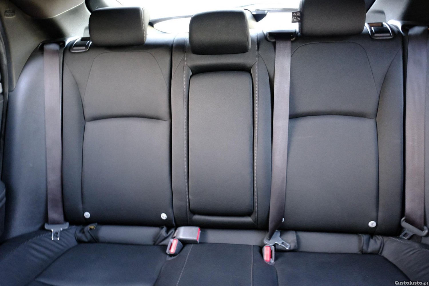 Honda Civic 1.0 i-VTEC Elegance Connect Navi — fotografia 17