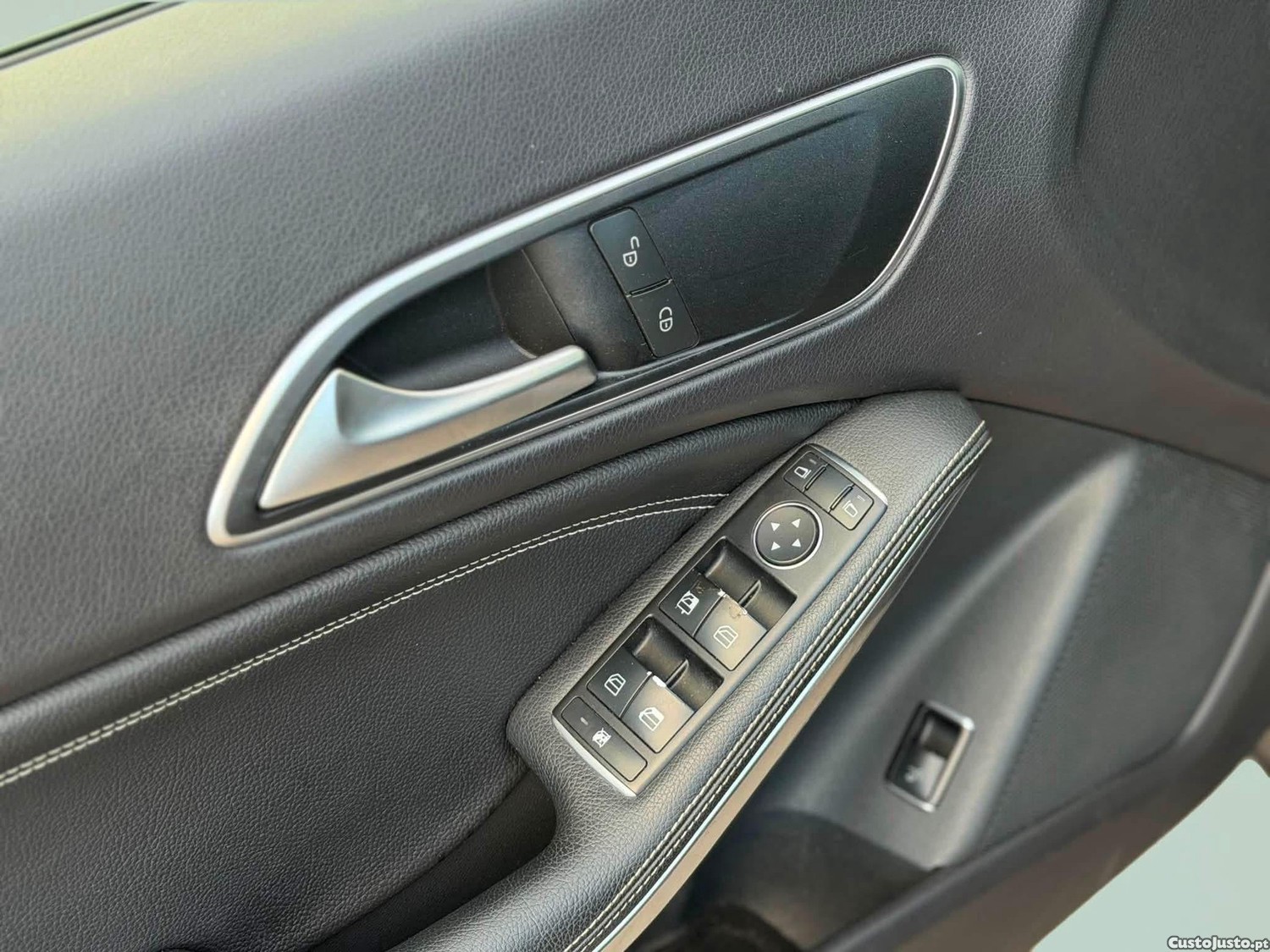 Mercedes-Benz CLA 200 CDi — fotografia 4