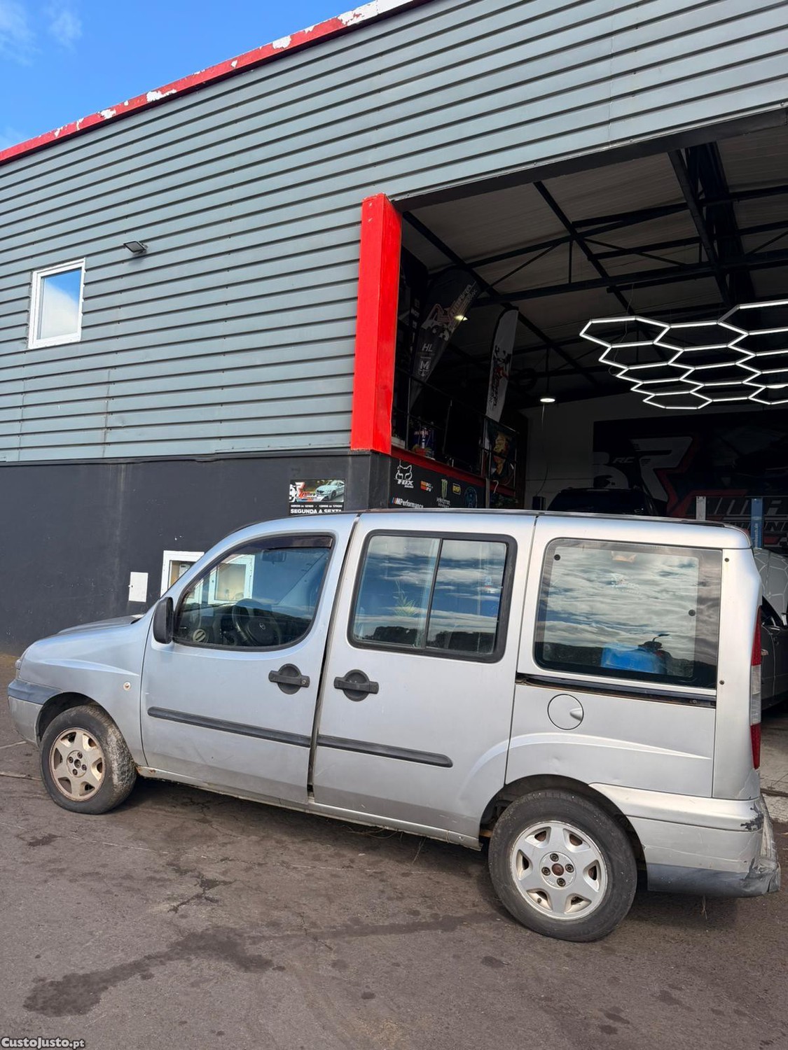 Fiat Doblo Multijet 7 lugares — fotografia 3