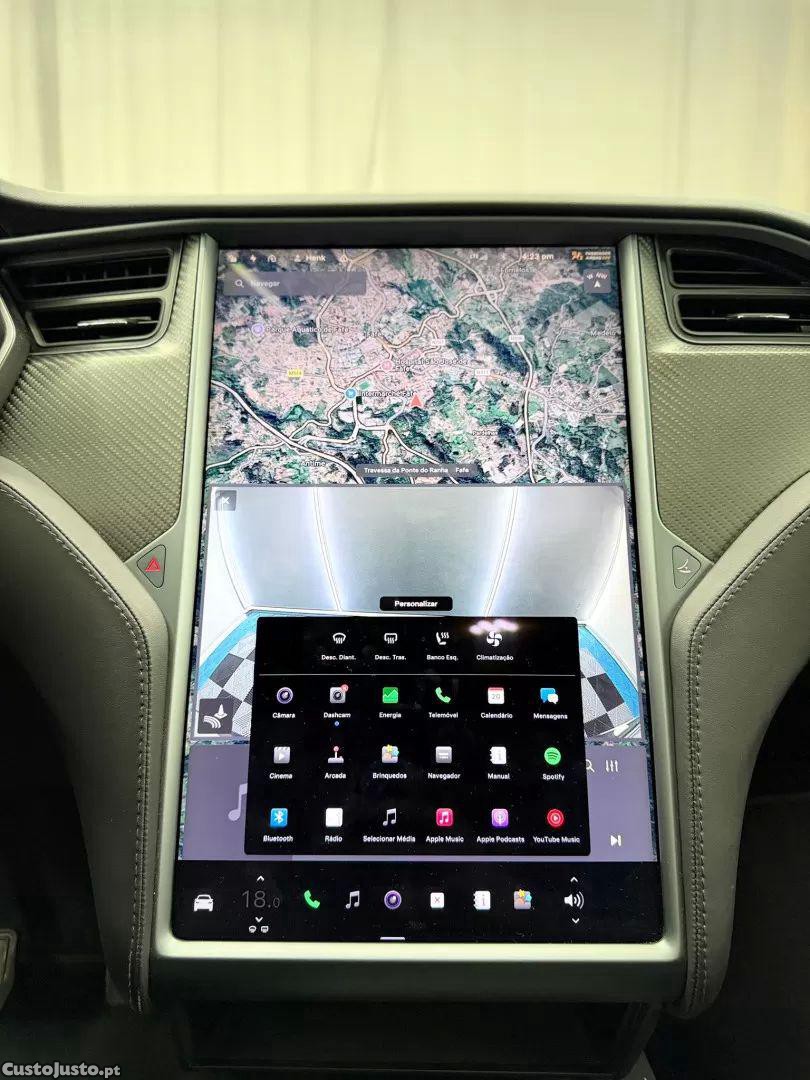 Tesla Model X 100d — fotografia 11
