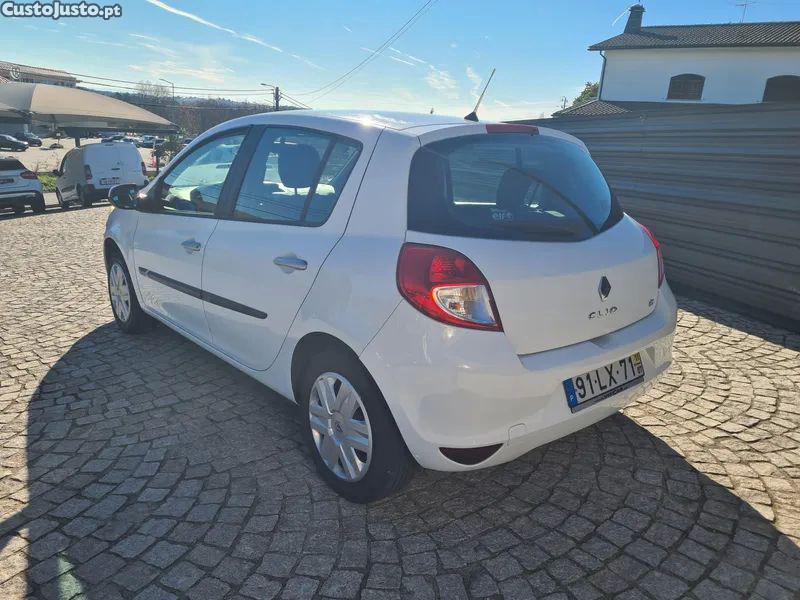 Renault Clio 1.5 dci fairway — fotografia 7