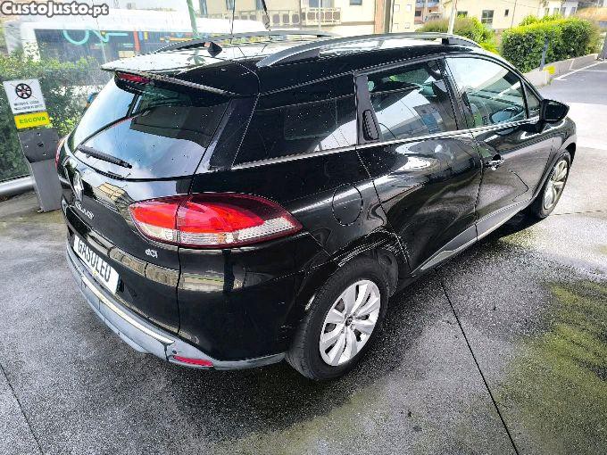 Renault Clio 1.5 DCI diesel — photo 2
