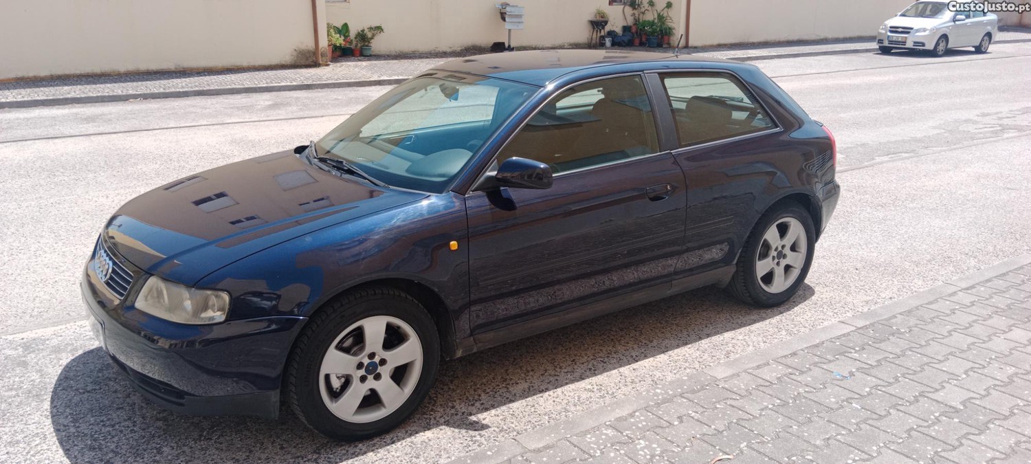 Audi A3 1.8T Sport — fotografia 7