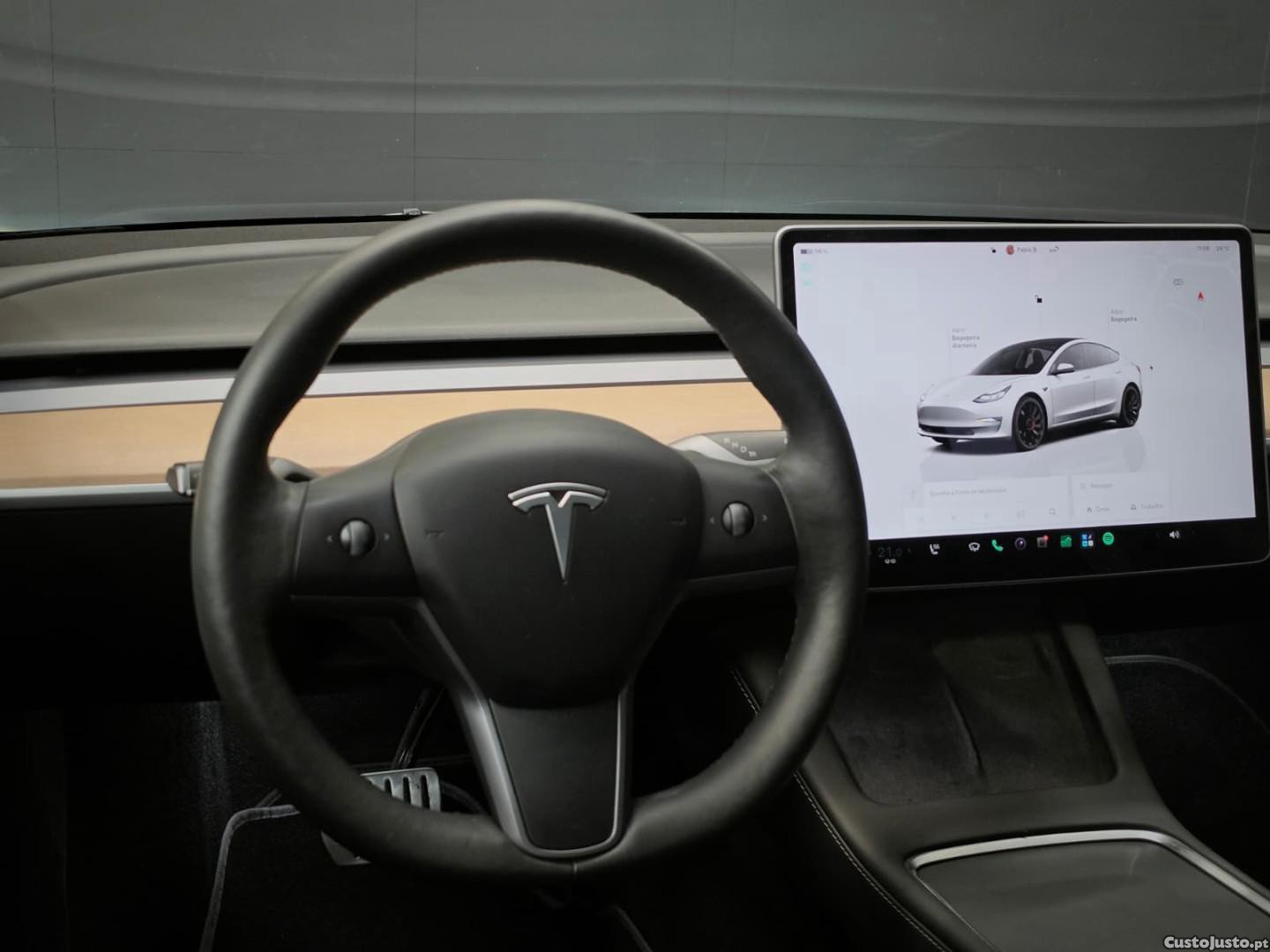 Tesla Model 3 Long Range AWD Dual Motor Performance — fotografia 8