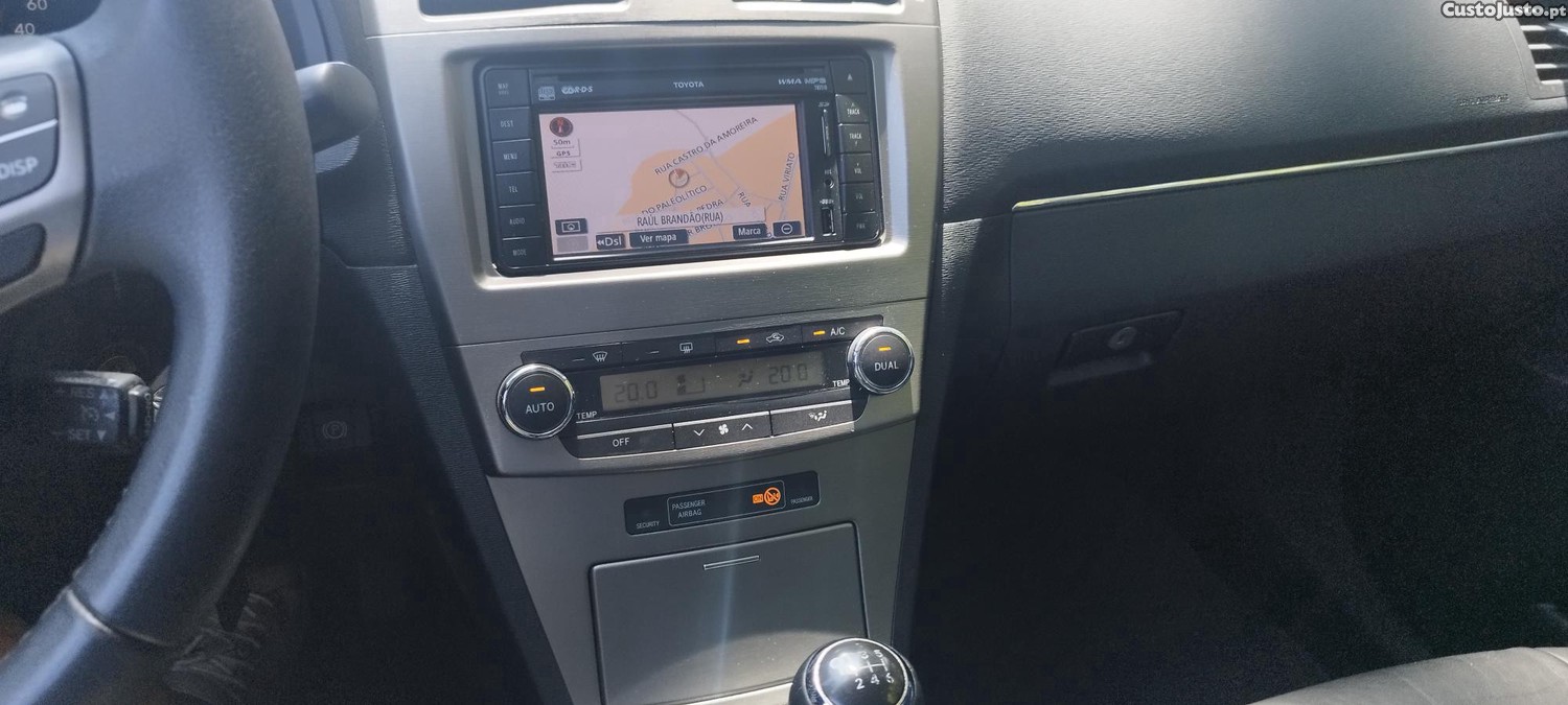 Toyota Avensis 2.0D4D 66000km unico dono — fotografia 7