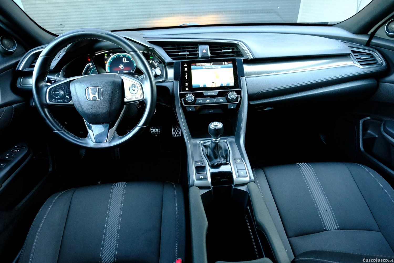 Honda Civic 1.0 i-VTEC Elegance Connect Navi — fotografia 14