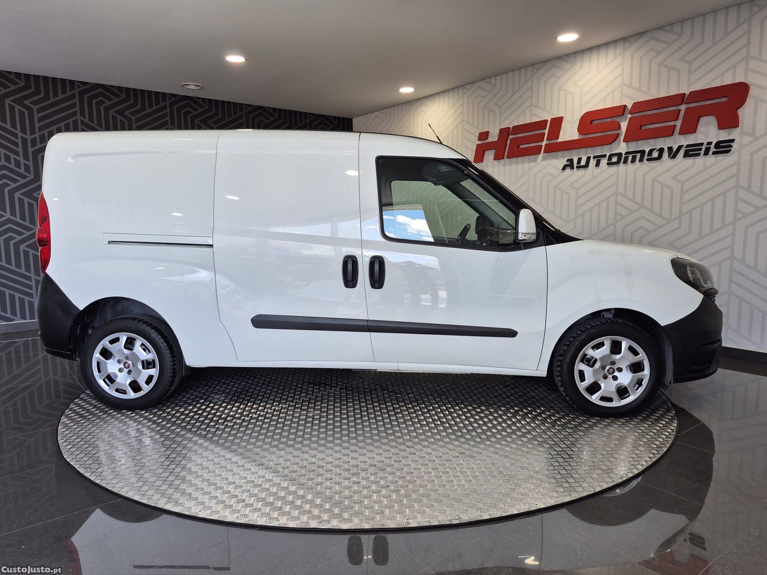Fiat Doblo Maxi Longa 1.3Multijet 3Lugares — fotografia 4