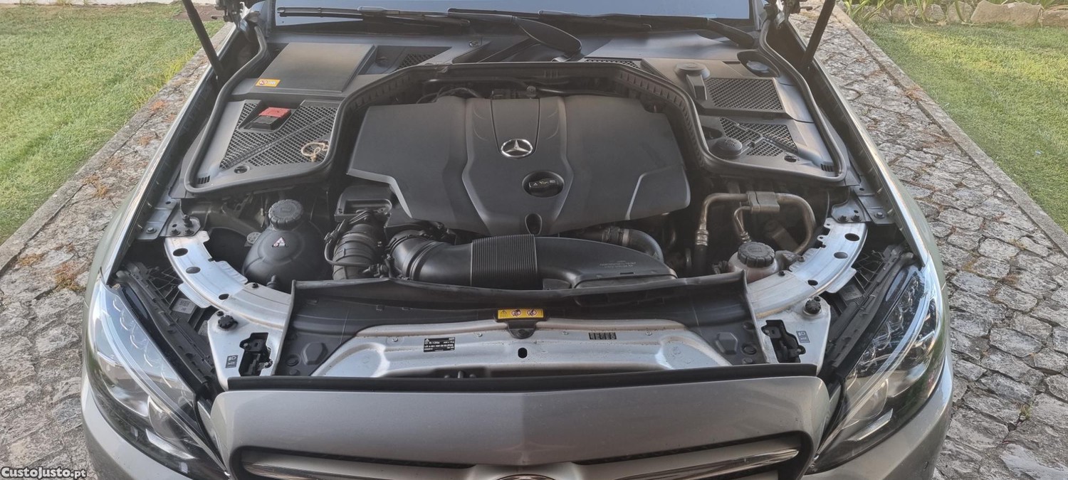 Mercedes-Benz C 220 220 Bluetec — fotografia 4