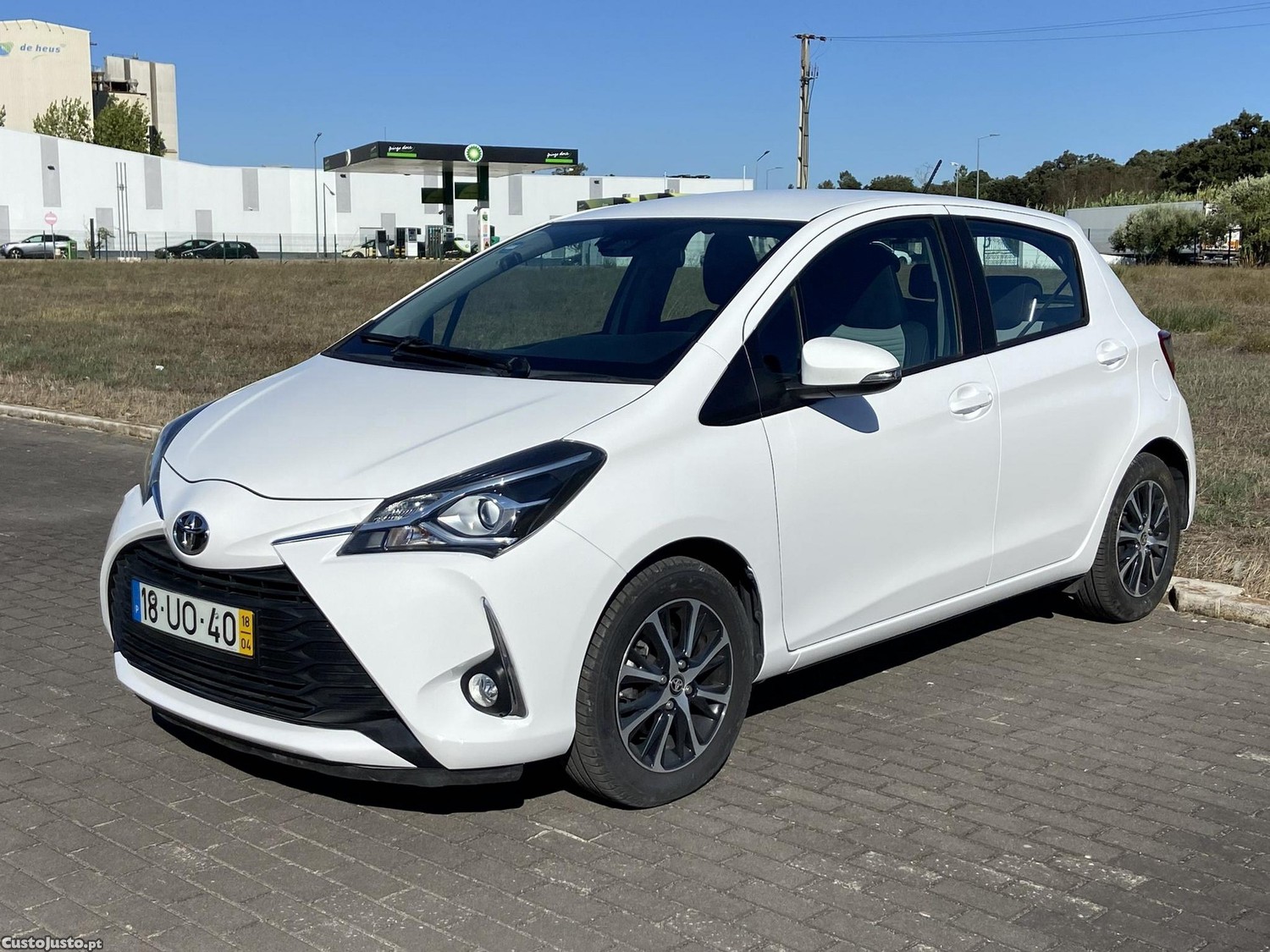 Toyota Yaris 1.0 VVT-i Active - 18 foto 3