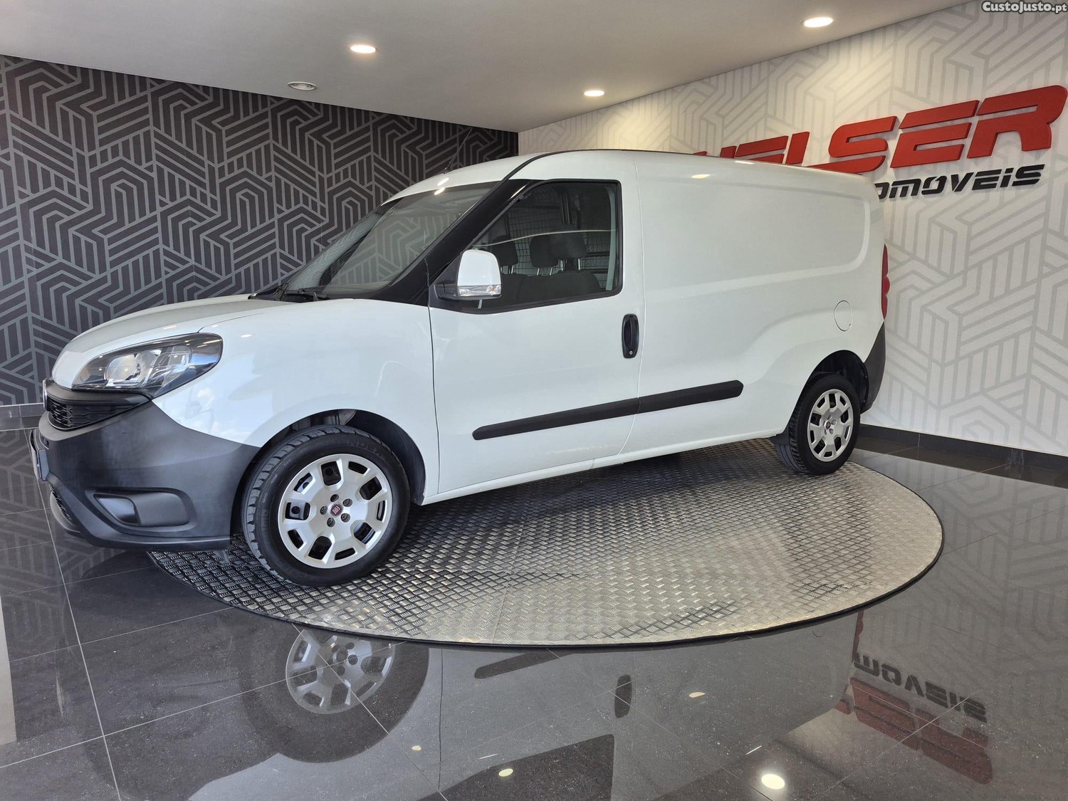 Fiat Doblo Maxi Longa 1.3Multijet 3Lugares — fotografia 9