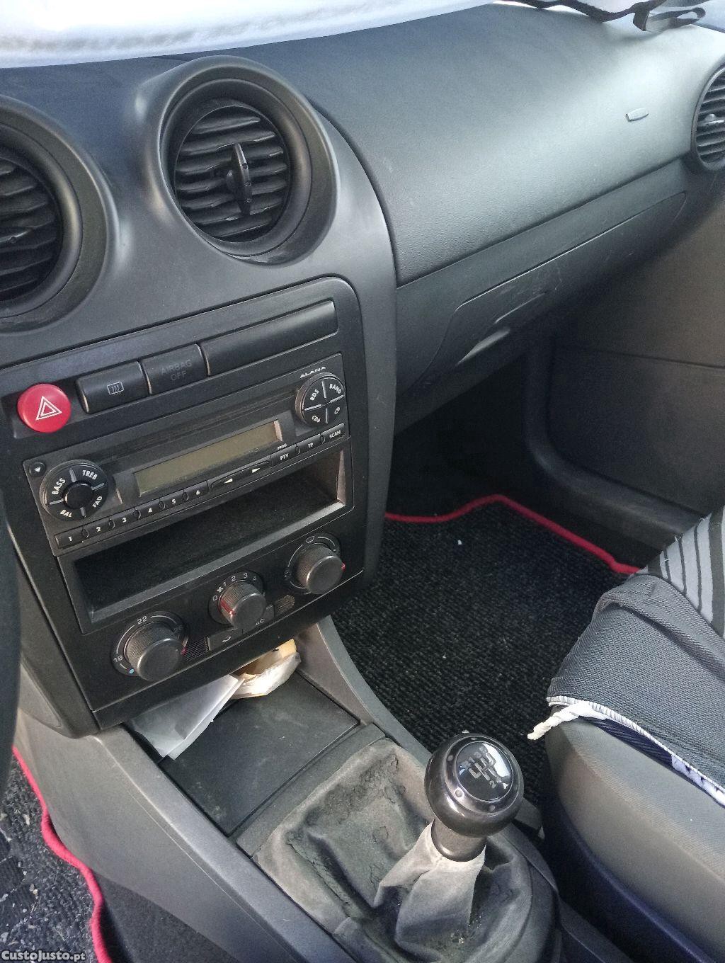 SEAT Ibiza 6L Motor BKE — fotografia 3