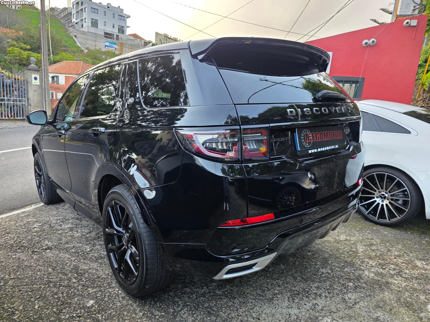 Land Rover Discovery Sport 2.0 ED4 R-Dynamic - 20 foto 4