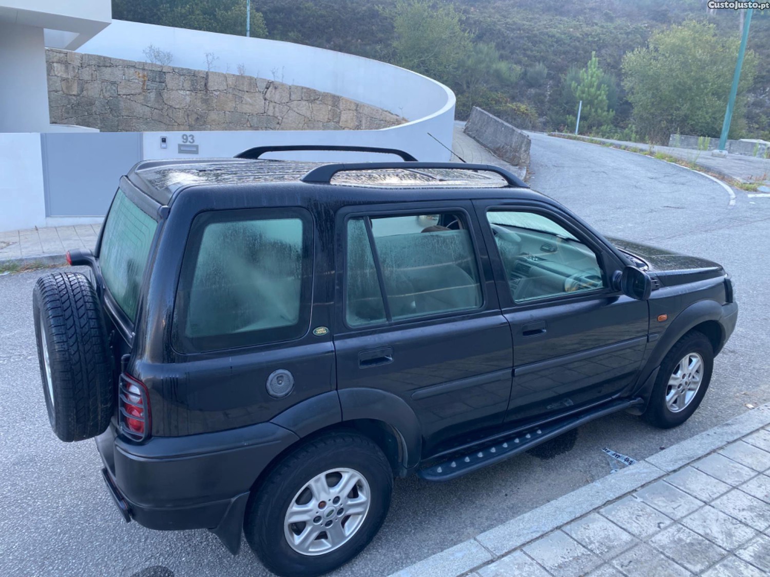 Land Rover Freelander 2.0 TDI — fotografia 3