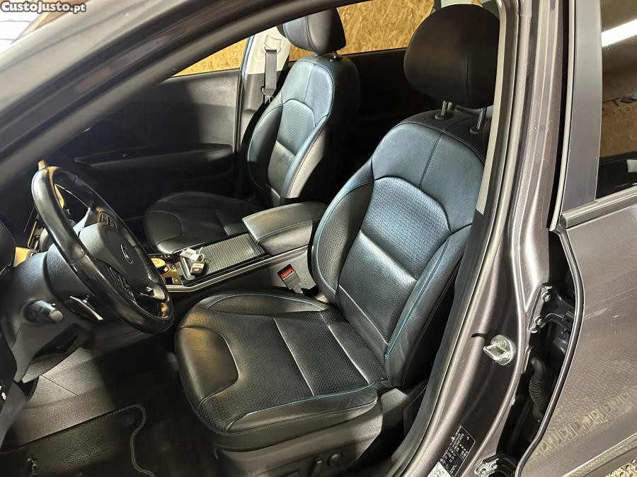 Kia e-Niro 64kWh — fotografia 13