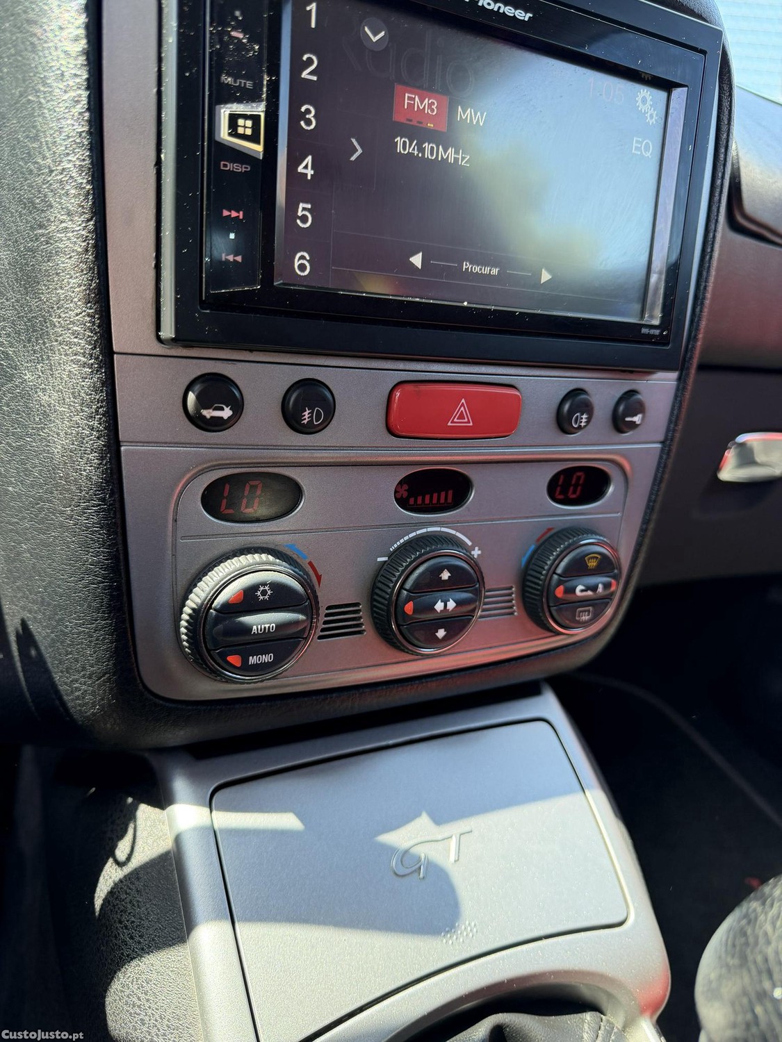 Alfa Romeo GT 1.9JTDM — fotografia 11