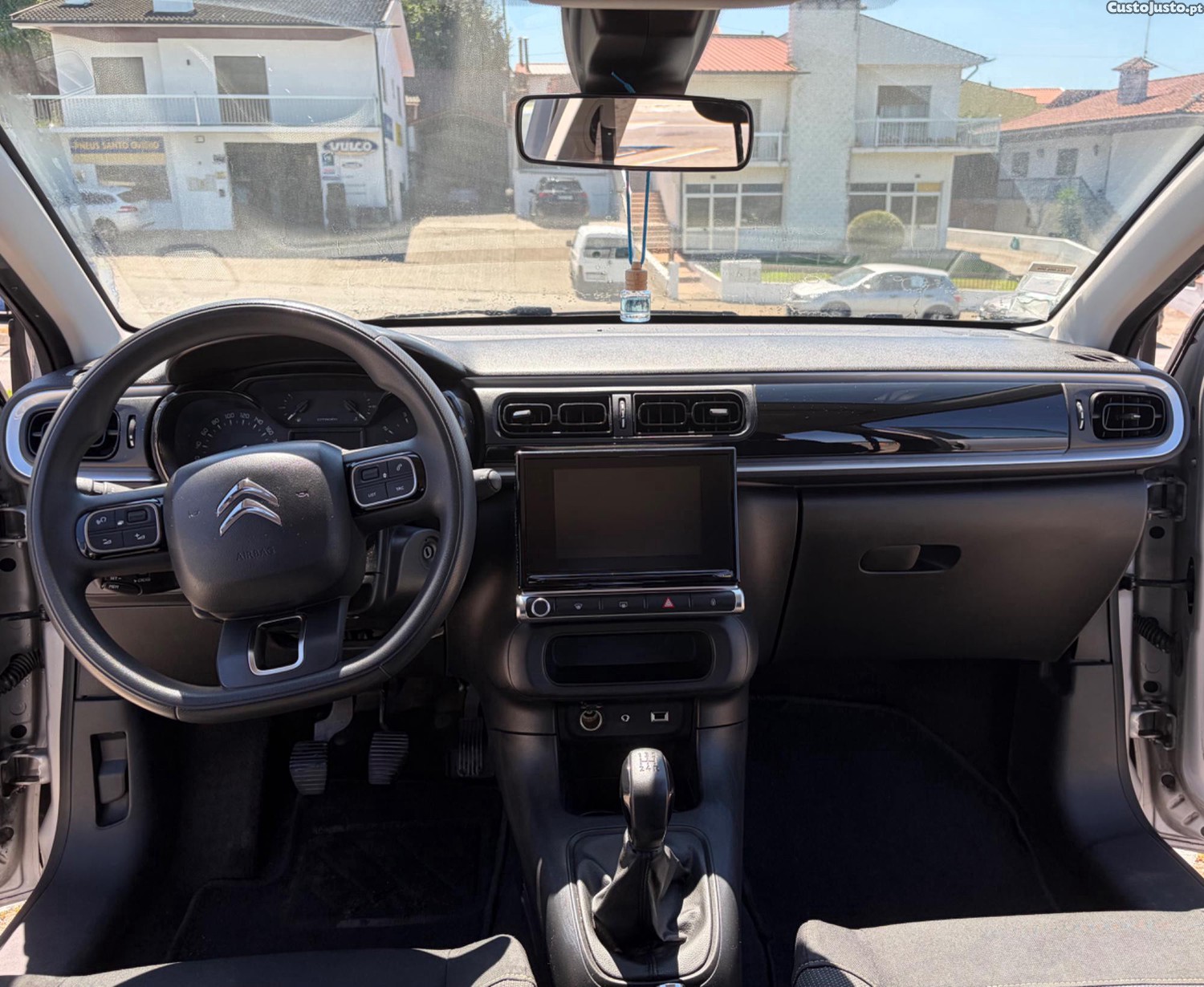Citroën C3 1.2 Puretech Shine — fotografia 6