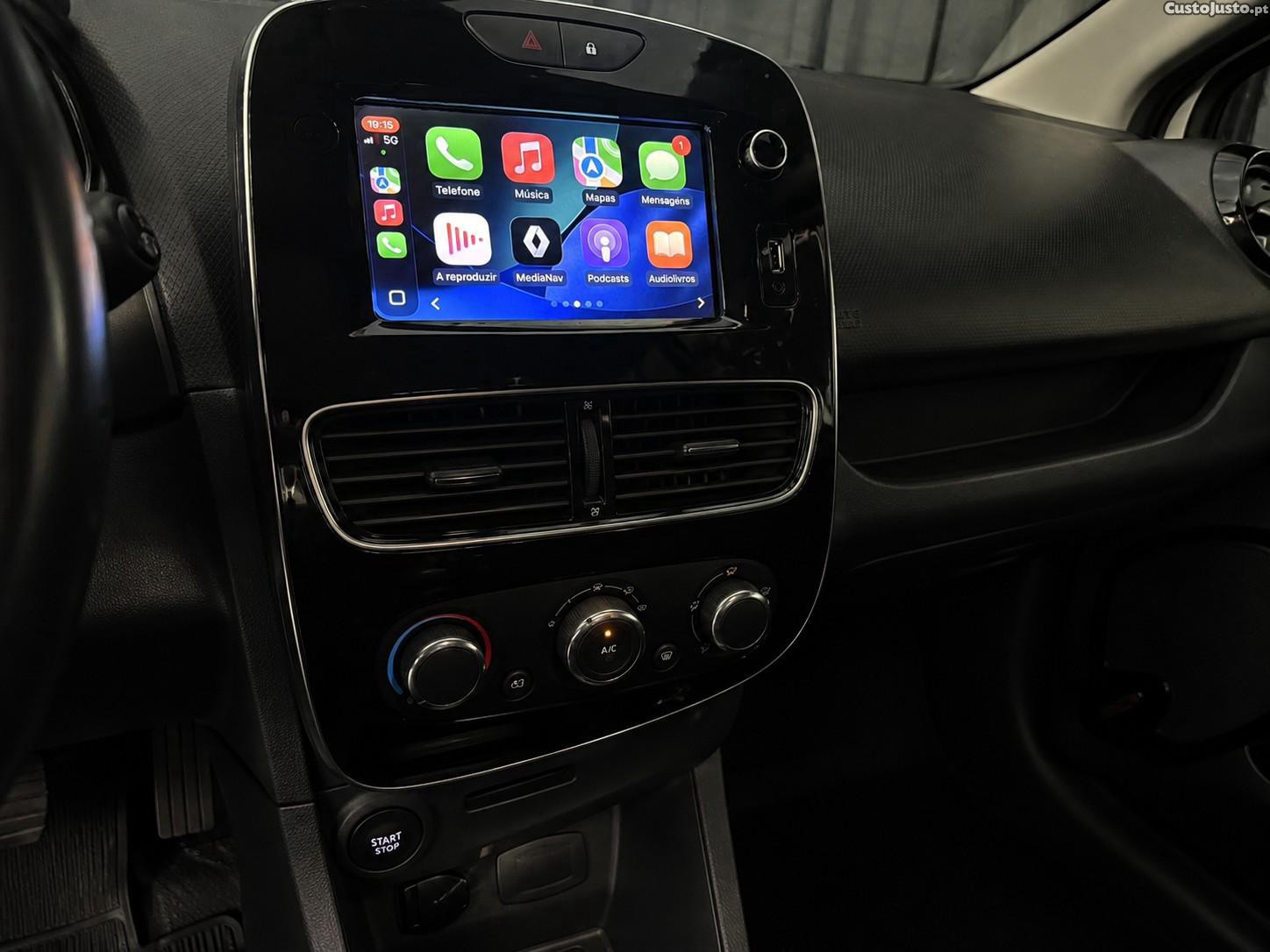 Renault Clio 0.9 TCE Limited — fotografia 12