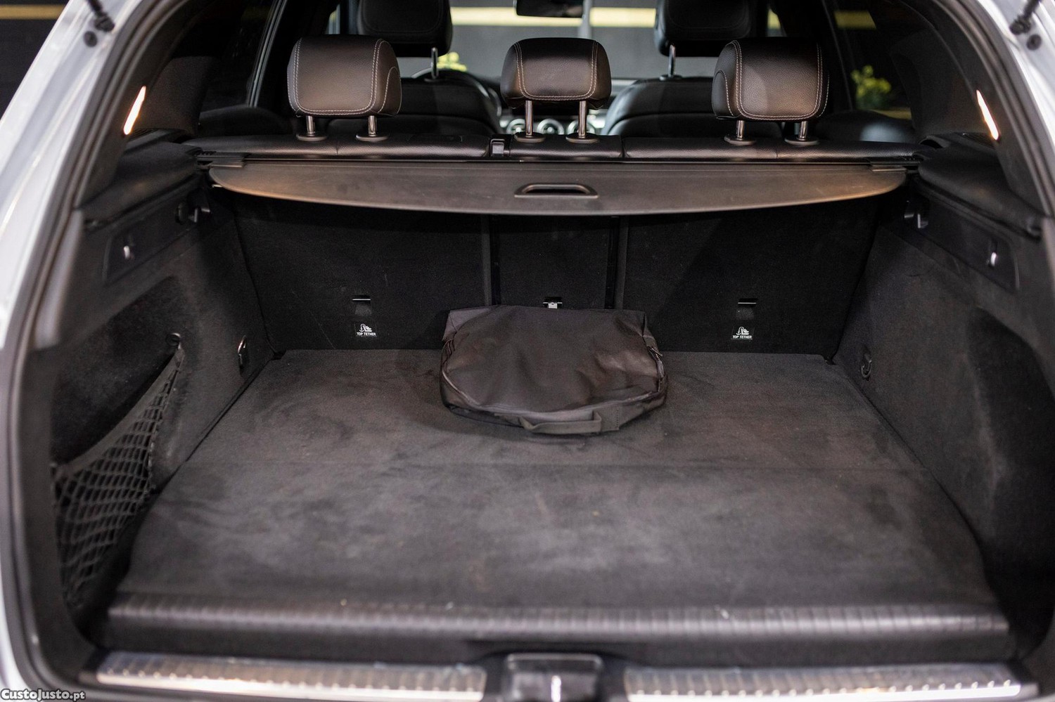 Mercedes-Benz GLC 300 e 4Matic 9G-TRONIC AMG Line — fotografia 10