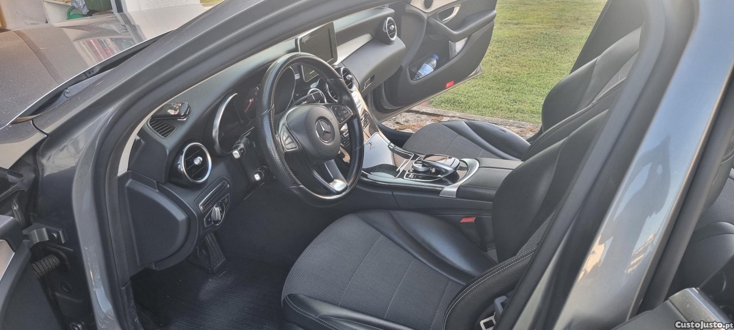 Mercedes-Benz C 220 220 Bluetec — fotografia 3