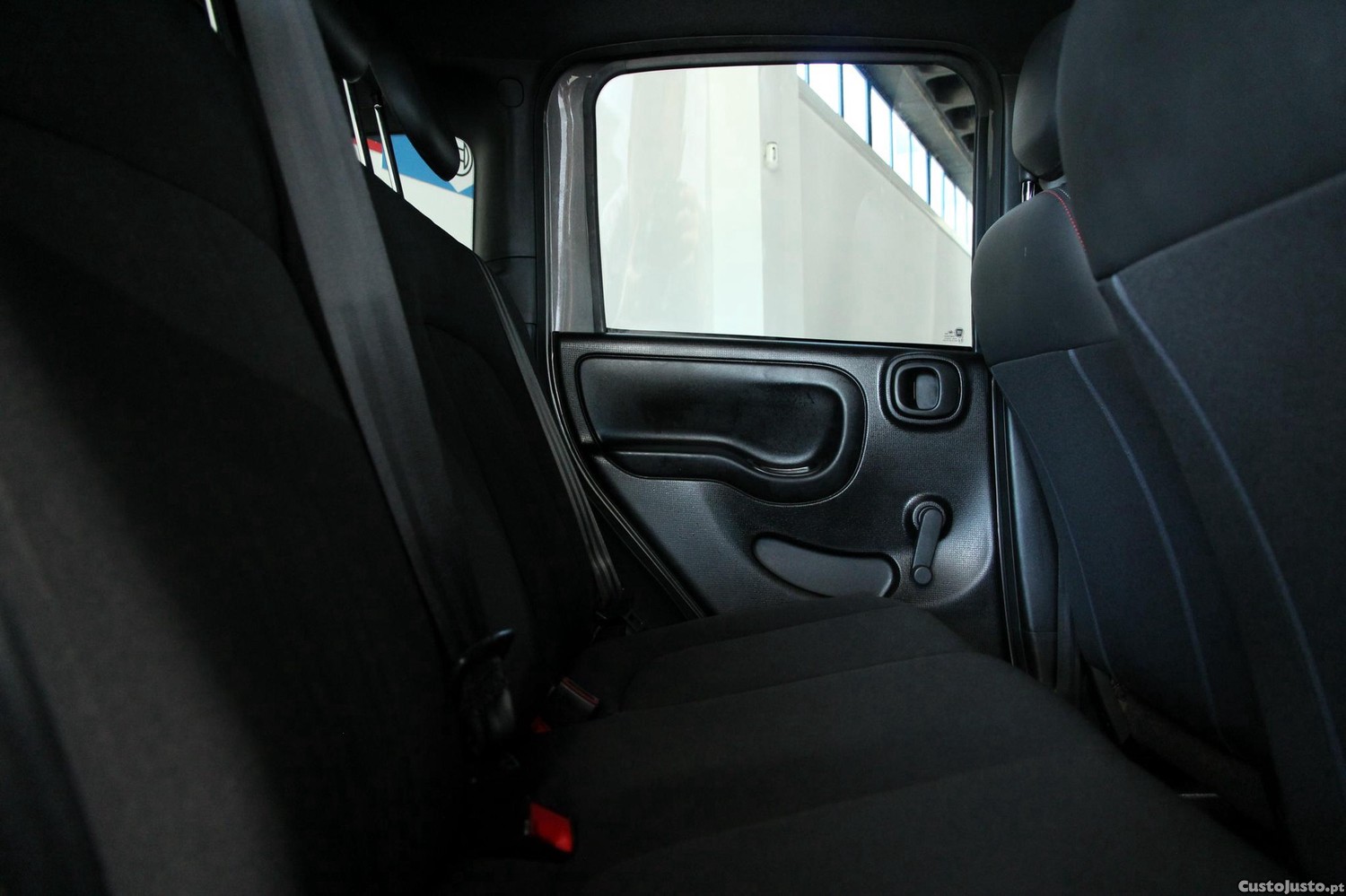 Fiat Panda 1.0 Hybrid Sport — fotografia 2