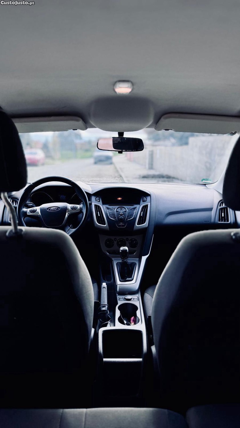 Ford Focus 1.0 Ecoboost — fotografia 5