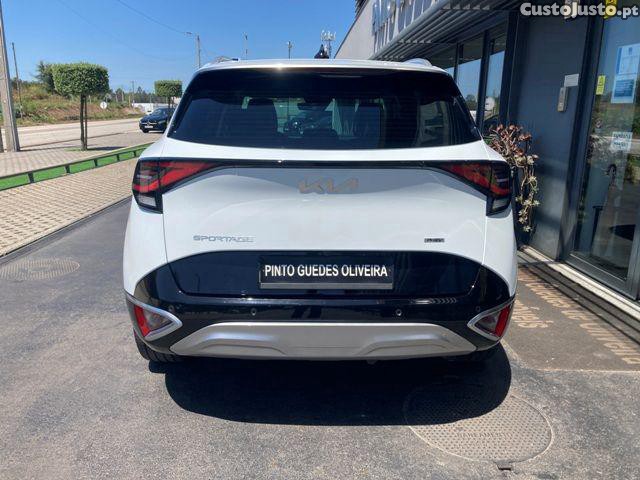 Kia Sportage 1.6 T-GDI AWD Vision — fotografia 22