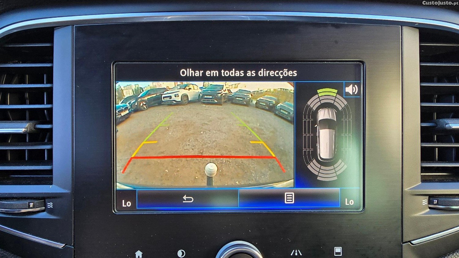 Renault Mégane Sport Tourer 1.5 dCi Bose Edition — fotografia 12