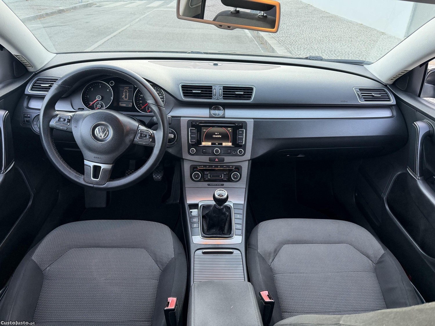 Volkswagen Passat Comfortline — fotografia 5