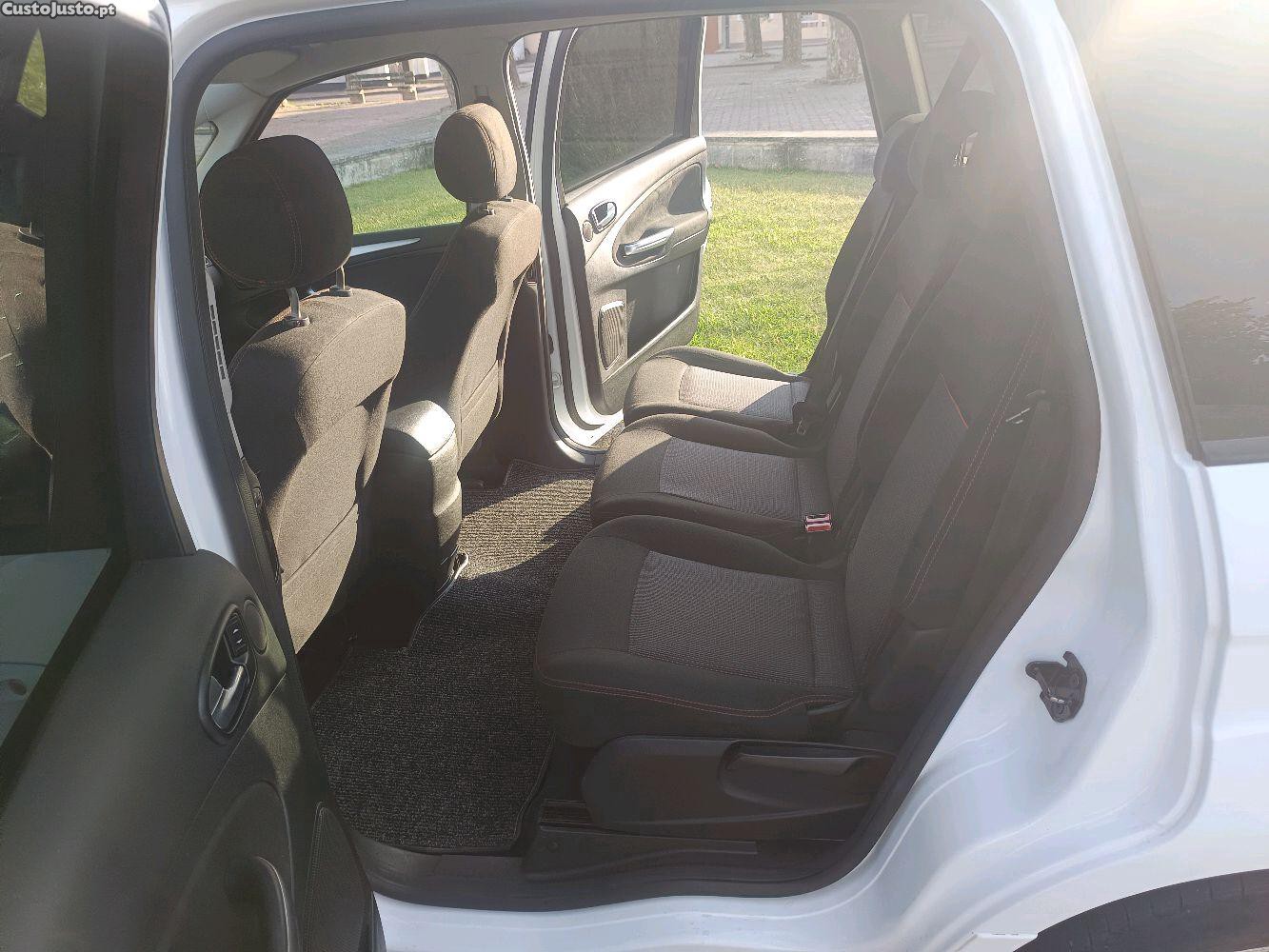 Ford S-Max Titanium — fotografia 4