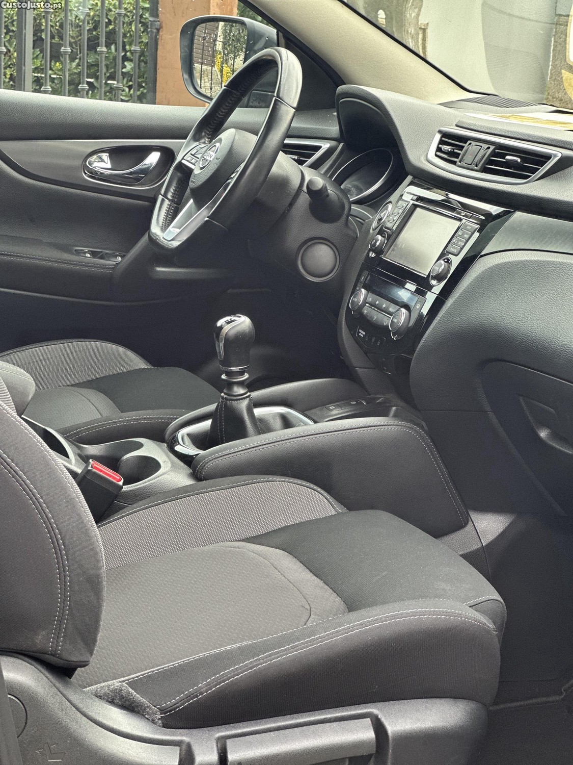Nissan Qashqai 1.2 DiG-T Tekna — fotografia 3