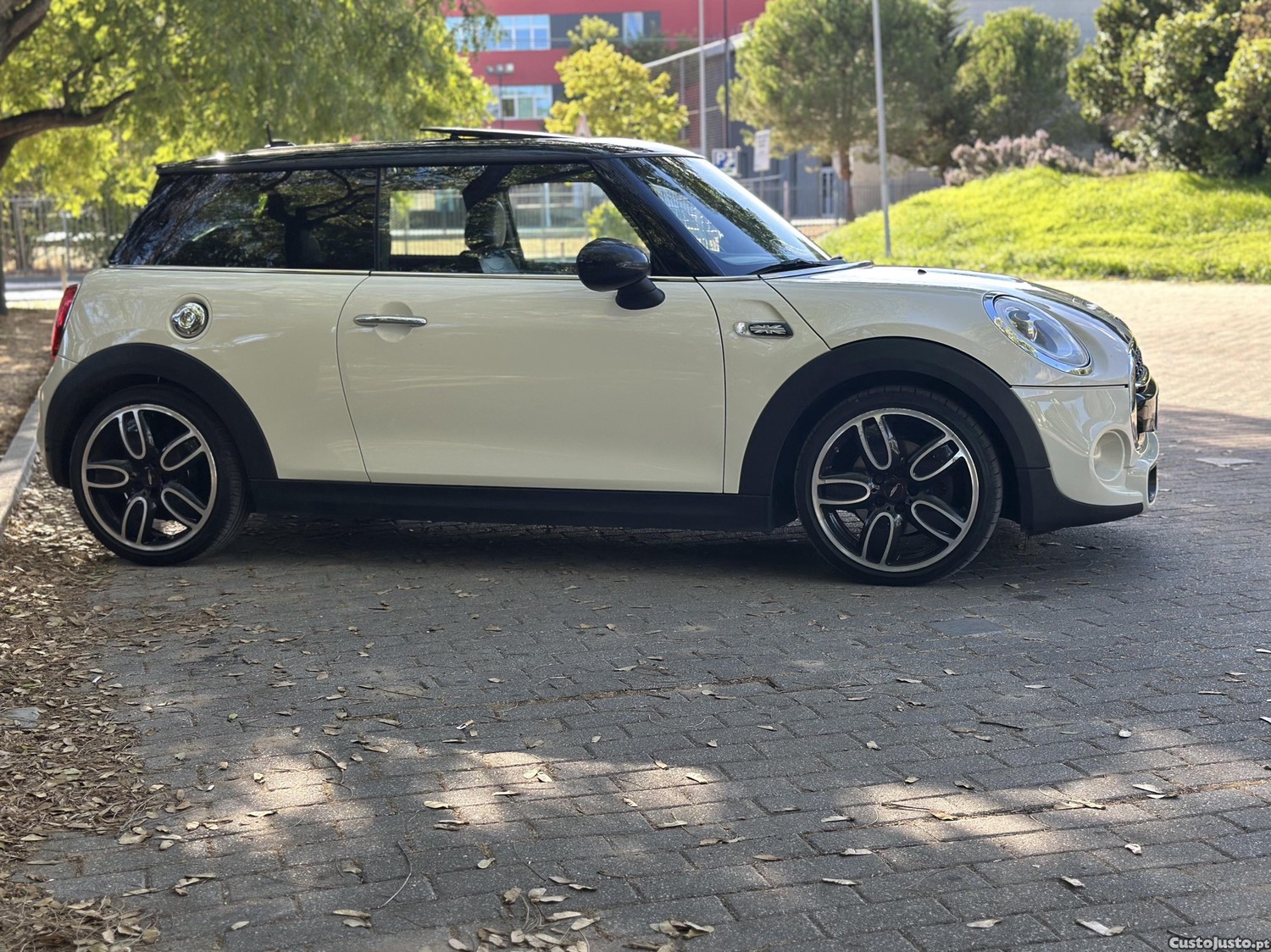 MINI Cooper SD 2.0 BMW 170cv - Panoramico — fotografia 4