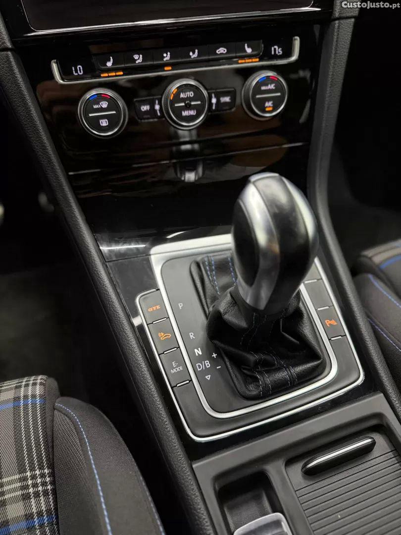 Volkswagen Golf 1.4 gte plug-in-hybrid dsg — fotografia 9