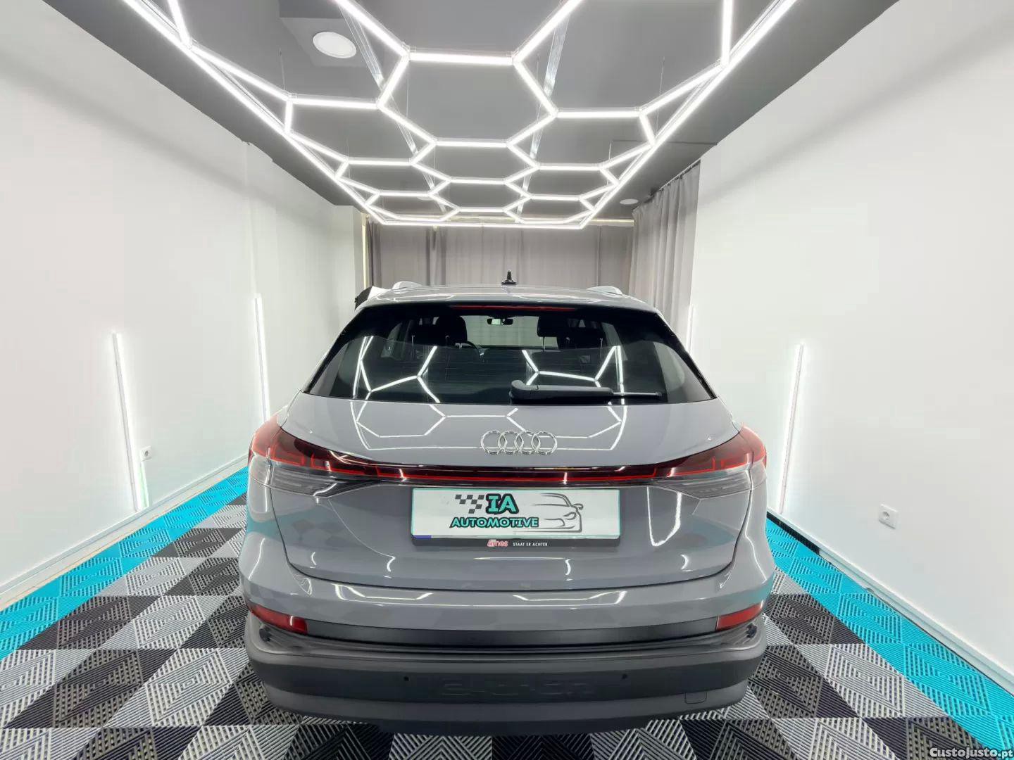 Audi Q4 35 55 kwh — fotografia 15