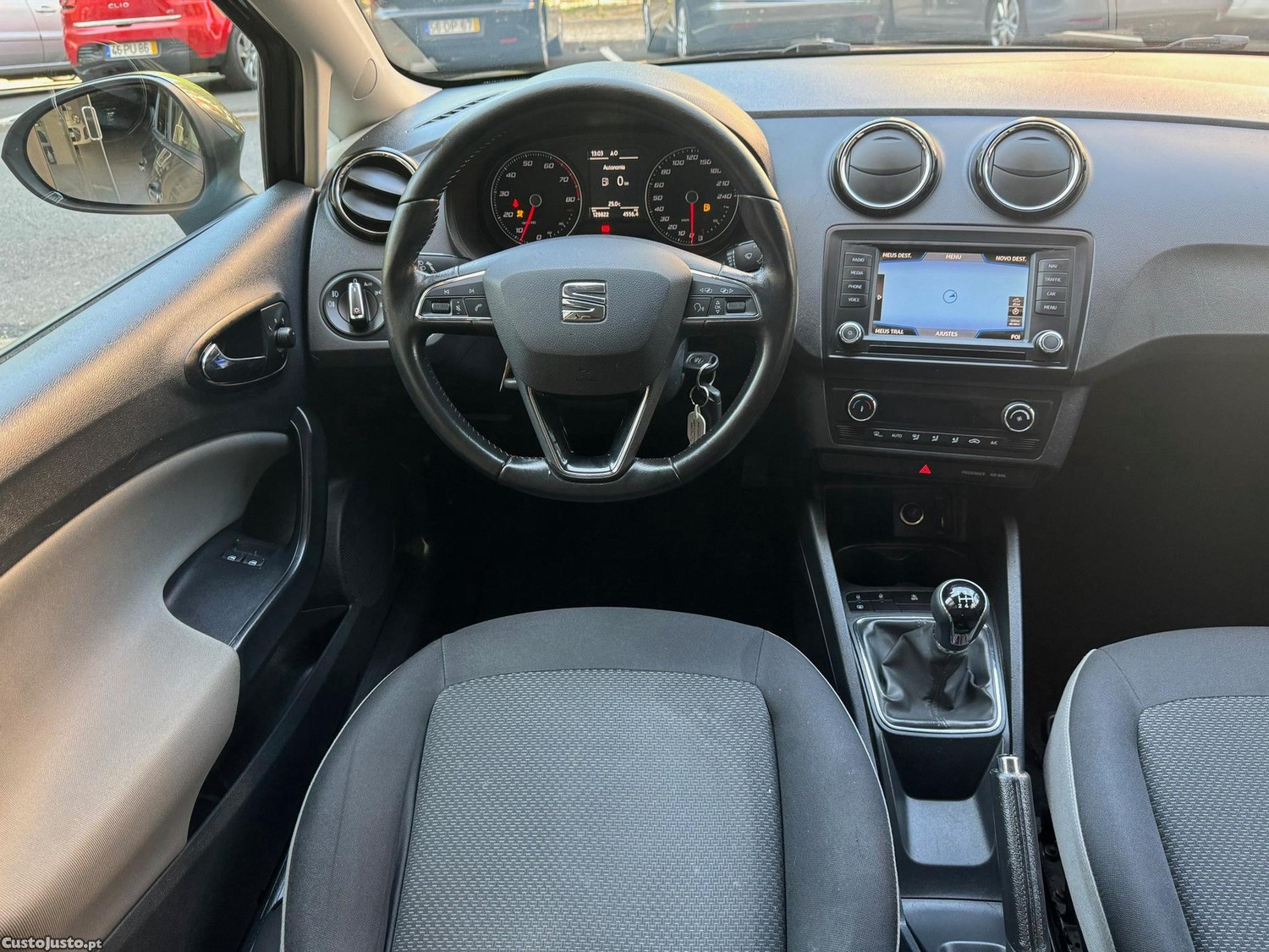 SEAT Ibiza 1.0 Reference — fotografia 16