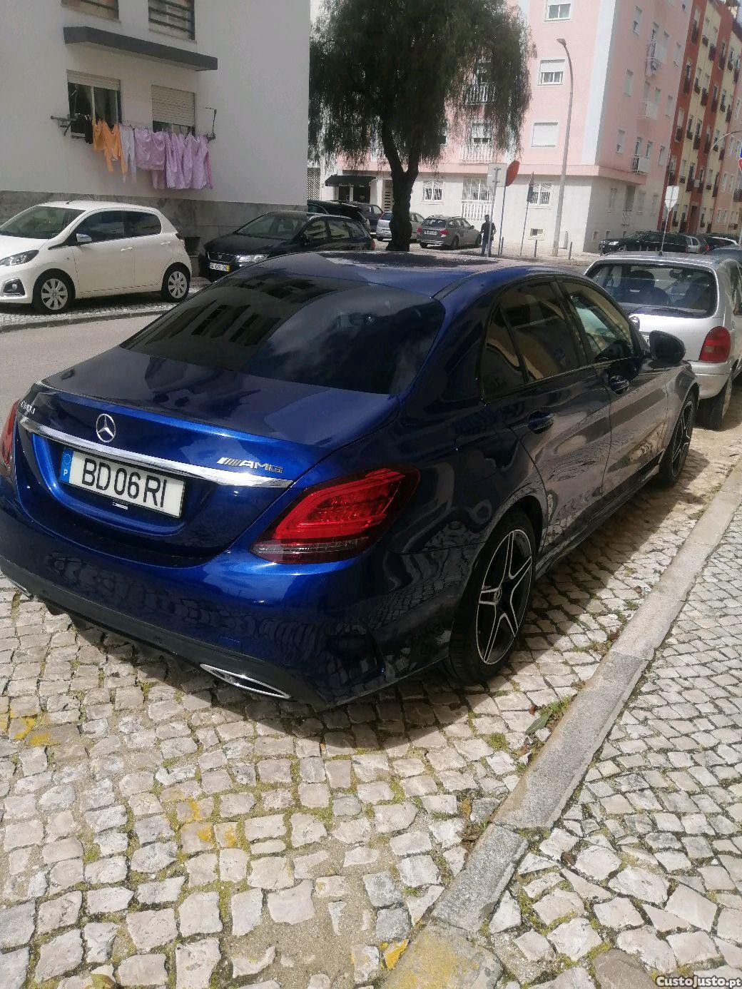 Mercedes-Benz C 180 AMG — fotografia 4