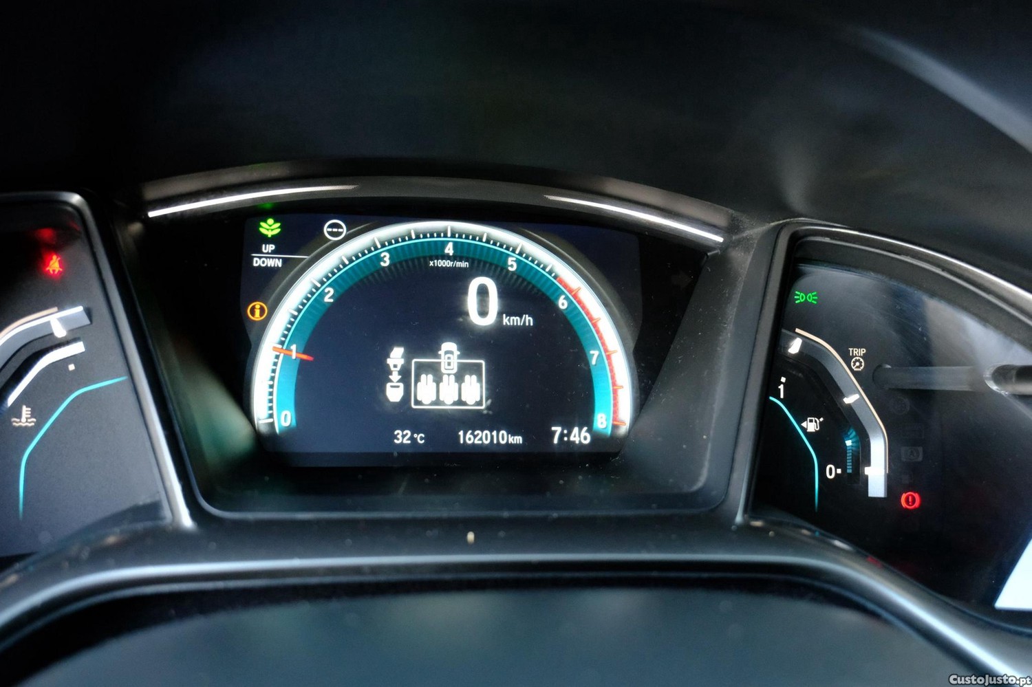 Honda Civic 1.0 i-VTEC Elegance Connect Navi — fotografia 9