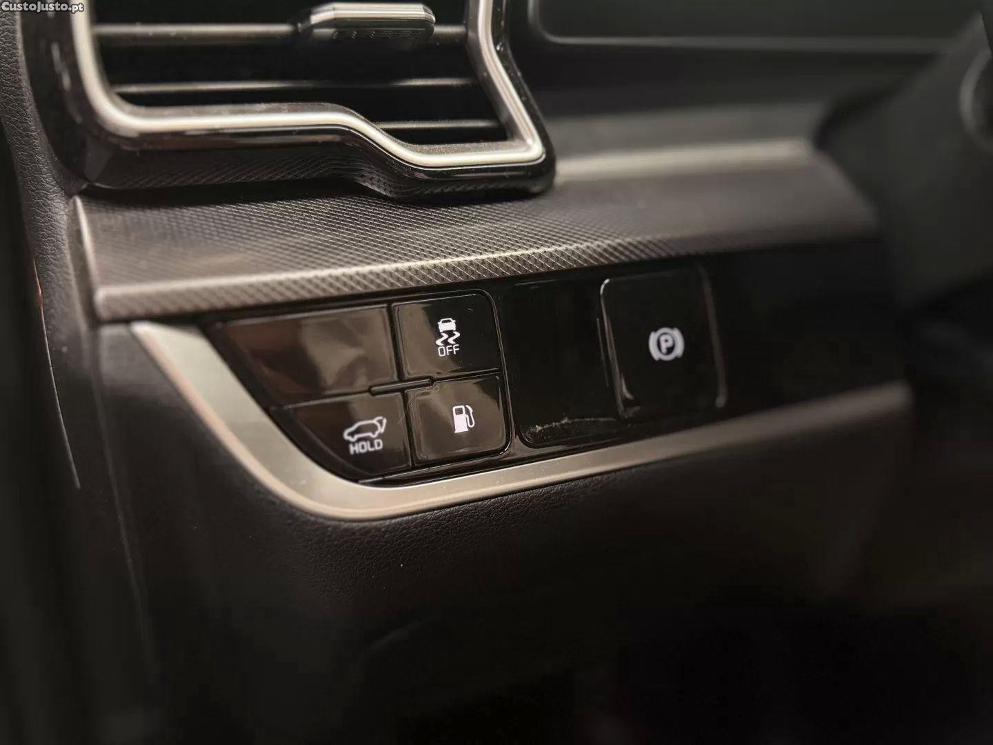 Kia Sportage 1.6 t-gdi phev tech+srf — fotografia 10